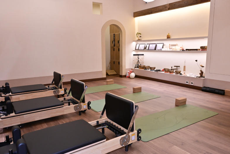 Pilates Reformer Studio.jpg Pilates Reformer Studio.jpg