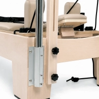 Classical Maple Reformer With Tower AOC-PL001A